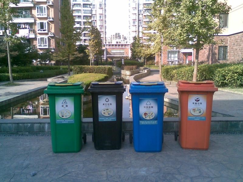 上海生活垃圾分类为四种 鼓励社会进入该领域