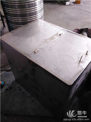 天津东丽厂家低价直销不锈钢保温水箱，不锈钢压力罐