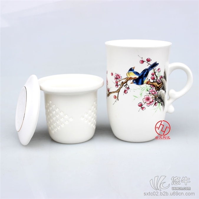 景德镇三件套陶瓷茶杯