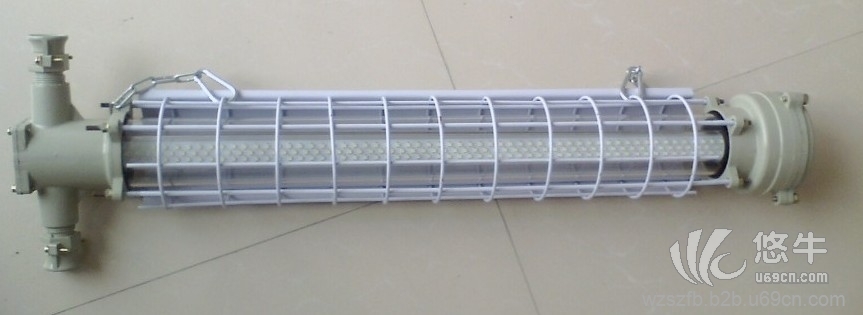 DGS18/127L(D)矿用隔爆型LED巷道灯长形灯管式