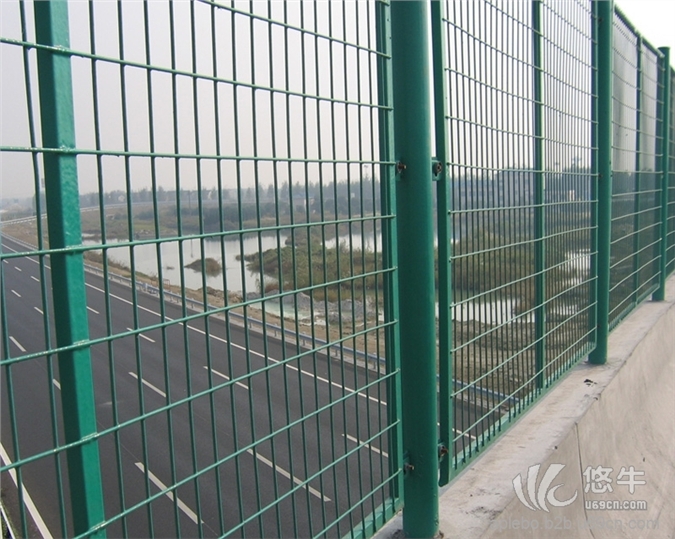 青海高速公路护栏网厂家西宁边框焊接网片规格齐全