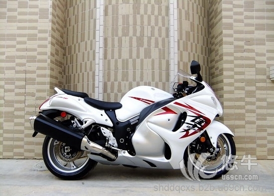 铃木GSX-R1300凖摩托车