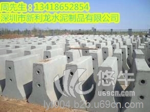 深圳优质低价隔离墩尽在新利龙水泥制品厂