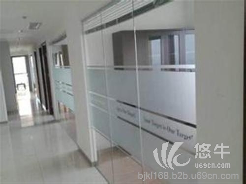 北京办公隔间玻璃贴膜图1
